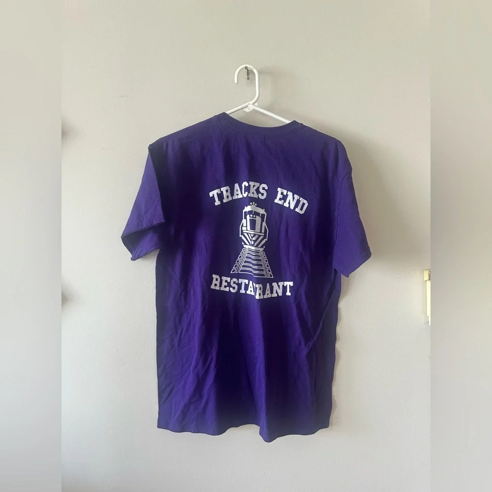 Men’s Tracks End Restaurant Railroad purple shirt L